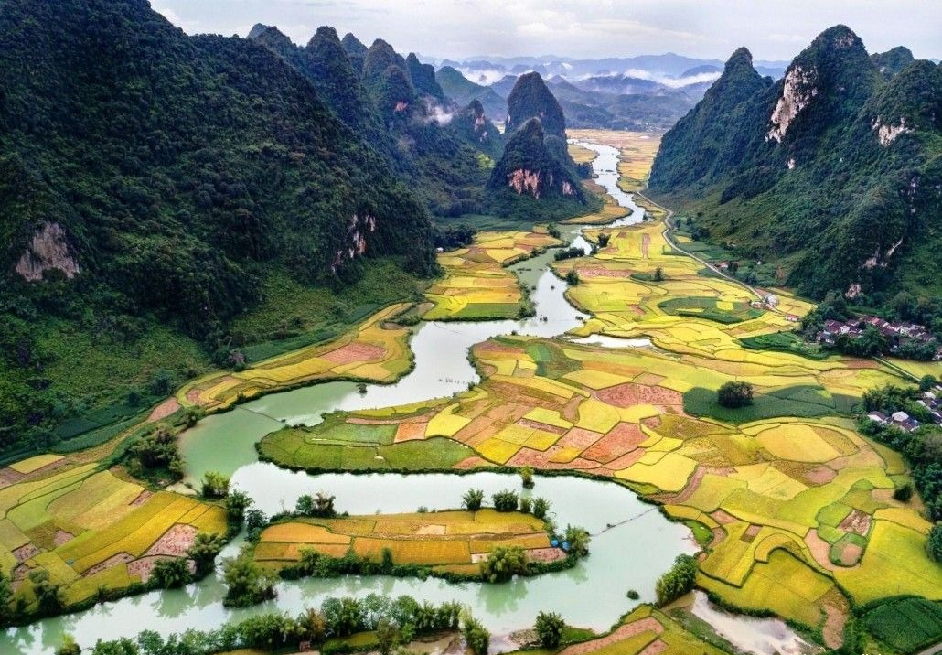 Laos (Vietnam) 
