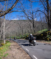 De ruta por Extremadura en coche o moto descubre sus carreteras paisajsticas