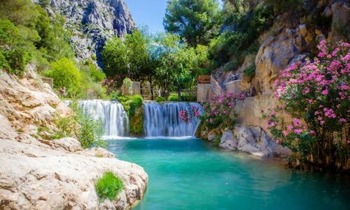 Al agua patos Mejores piscinas naturales para este verano 2022  