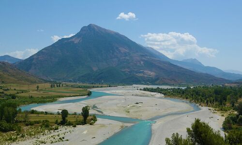 Conoces el nico ro salvaje de Europa que se ha convertido en Parque Nacional 