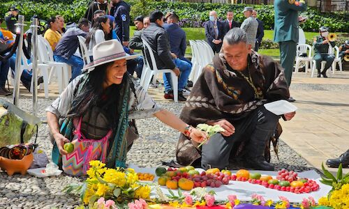 Parques Nacionales Naturales de Colombia recibe condecoracin por su apoyo en la Operacin Esperanza 