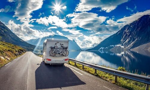 Autocaravana y prismticos la combinacin perfecta para una ruta por parques naturales   