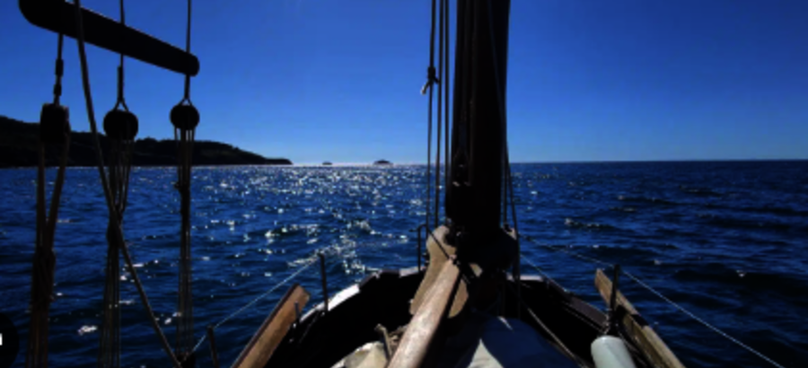 Marabaixo ofrece un men atlntico a bordo de un galen tradicional en A Corua 