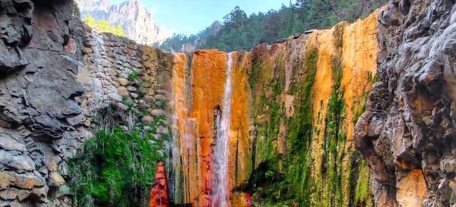 Cascada de Colores  