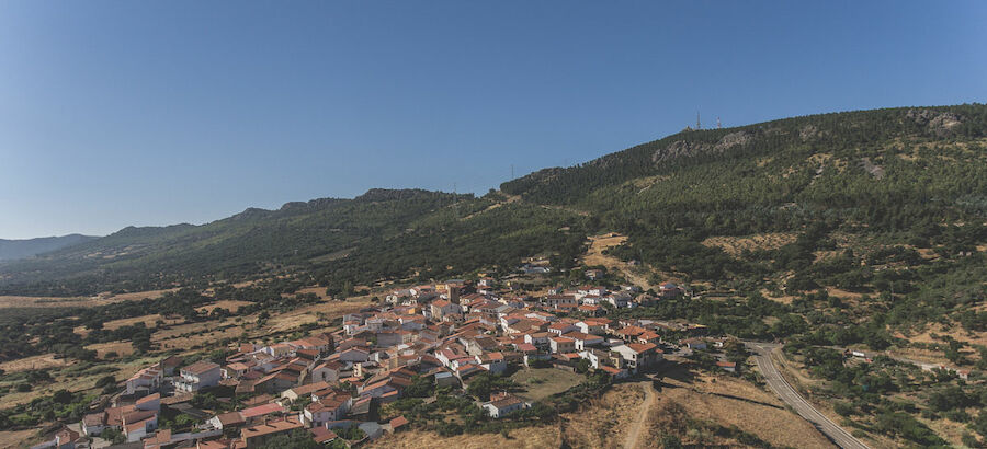 Casas de Miravete acoge La geologa en los parques nacionales espaoles 