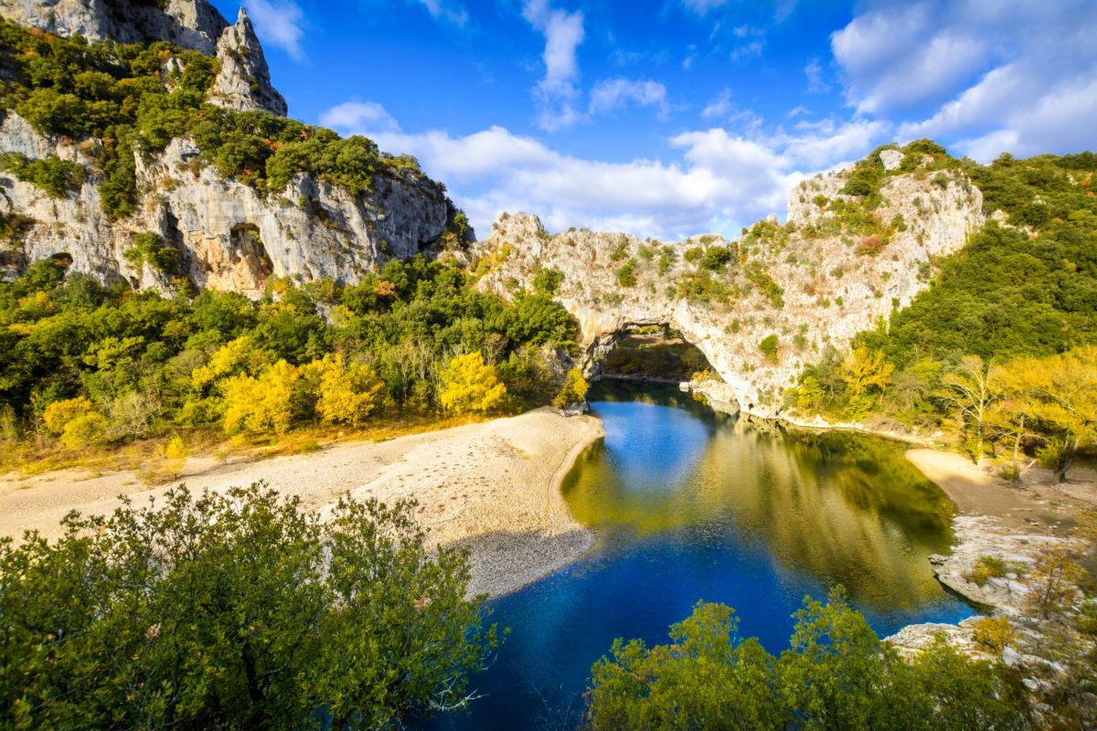 Pont d'Arc en Ardèche, Francia 