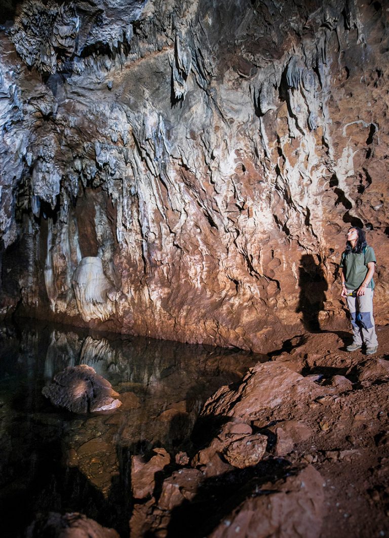 Sendero Nocturno por las cuevas de Fuentes de León, Extremadura