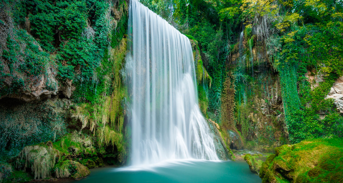 Monasterio de piedra, los pirineos