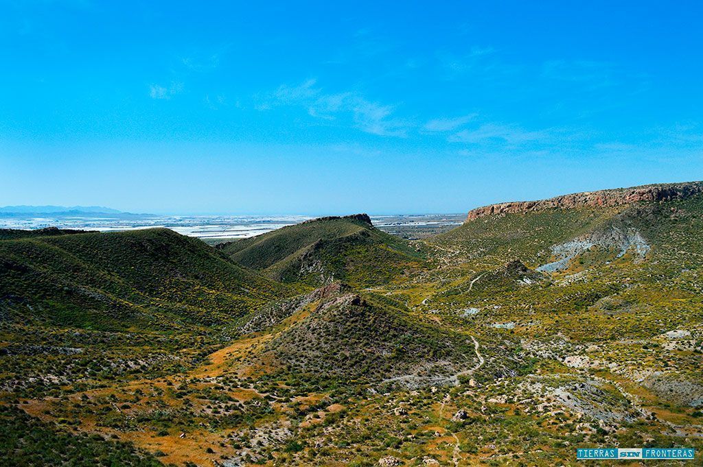 Hoyazo de Níjar (Almería)  Hoyazo de Níjar (Almería)