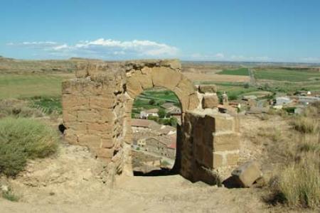 Restos del Castillo de Alberuela de Tubo