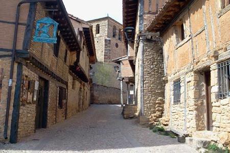 Calles de Calatañazor. Calles de Calatañazor.