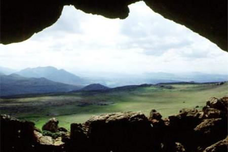 La Cueva Horadada en Sierra de Loja