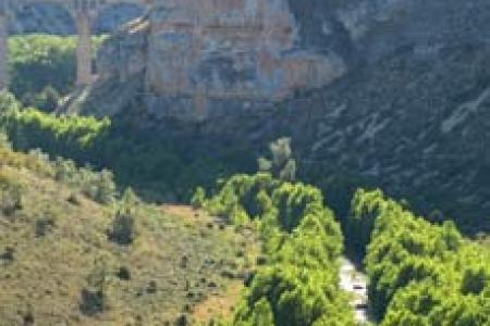 Hoces del Río Riaza a su paso por Milagros. Hoces del Río Riaza a su paso por Milagros.