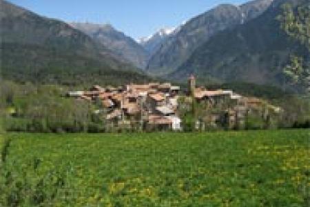 Vistas generales de Montanuy