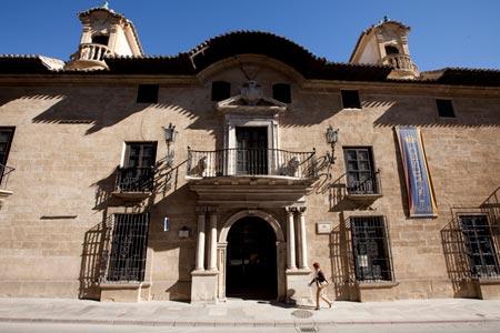 Museo arqueológico del Palacio Abacial.