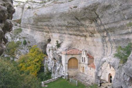Complejo kárstico de la cueva de Ojo Guareña.