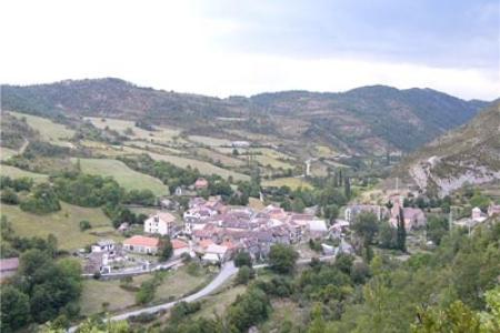 Vistas de Urdués, en Valle de Hecho.