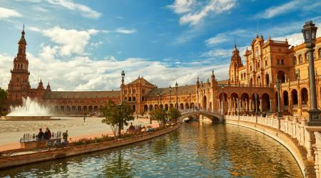Plaza de España, Sevilla //  Crédito: traveler.es