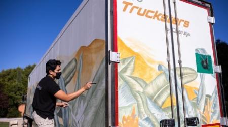 EcoTrucksters by Taruga y su camión que absorbe CO2 // Crédito: efeverde