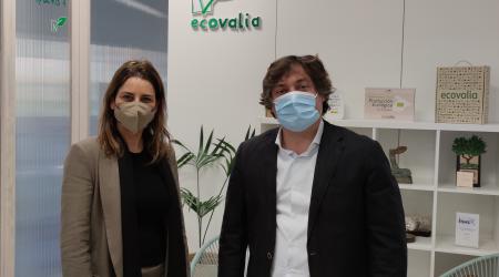 Paula Morales, directora de Natura Málaga, y Álvaro Barrera, presidente de Ecovalia