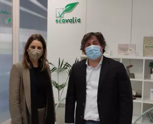 Paula Morales, directora de Natura Málaga, y Álvaro Barrera, presidente de Ecovalia Paula Morales, directora de Natura Málaga, y Álvaro Barrera, presidente de Ecovalia